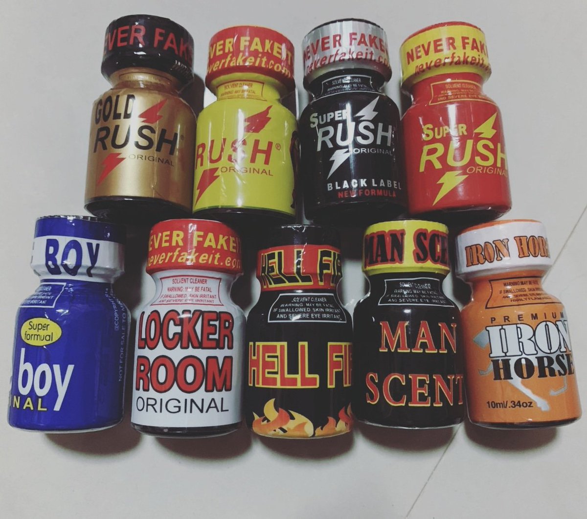 popperspbr's tweet photo. มาแล้วววว ป๊อปเปอร์สินค้าตะกูล RUSH ขายดีอันดับ1 ครอบคลุมทุกรูปแบบ Rushทอง นุ่มๆ เบาๆ รีบดมก็ฟิน Rushแดง ความแรงรองจาก Rushเหลือง มีความหนุ่มหน่อยๆ รุกที่ชอบแรงๆจะฟินมากกกกก👍 ส่วนรับที่ชอบนุ่มๆ จัดเลยครับกับ Rushดำแรงสุดในบรรดาทั้งหมดมีความนุ่มในตัว รุกดมได้รับก็ฟินนนนนน https://t.co/Zp93Dt8Bhf
