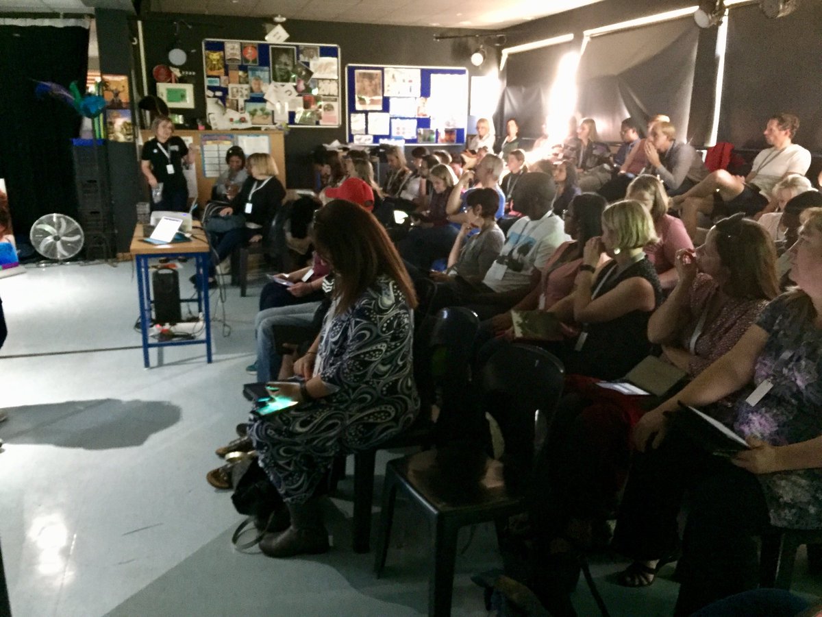 SamanthaPerfec2's tweet image. Augmented &amp;amp; Virtual Reality breakaway session provides 🤯ways that bring education to life with ⁦@JeanetteViljoen⁩ ⁦@Zeepochee⁩ ⁦@cospaces_edu⁩ ⁦@MergeVR⁩ ⁦@ThinkAheadZA⁩ #iPadSummitZA #EverOneCanCreate