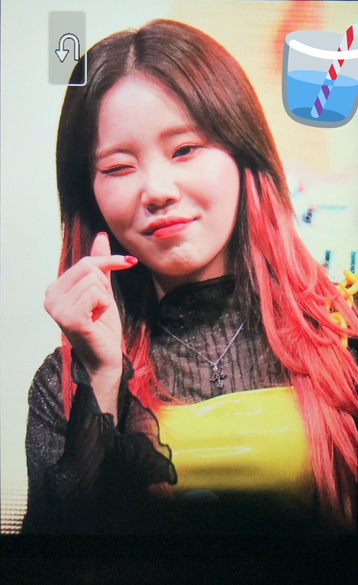 JooEJuicE's tweet photo. 190513 도쿄 프리뷰 
기요미🥺💘
#모모랜드 #MOMOLAND #주이 #JOOE
#モモランド #ジュイ https://t.co/B30KIBlmzK