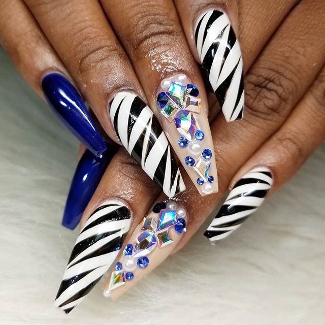 Nailbully's tweet photo. Good morning! Have you booked your appointments for this week? Book now online https://t.co/BmBKzoxeIs! Come Get Bullied!!! #nailbully #nailbullybitch #justgotbullied #browardnails #ftlauderdalenails #hollywoodnails #browardhair #ftlauderdalehair #nail… https://t.co/gSTaoTZYuu https://t.co/8QlTfPqioG