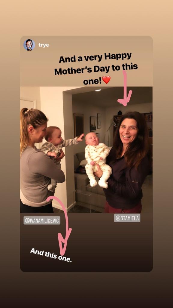 Milicevic_spain's tweet photo. #HappyMothersDay 

Ivana junto a su madre y junto a su hijo y una amiga 🌷

Vía instagram (ivanamilicevic) https://t.co/NvTB9aoxDc