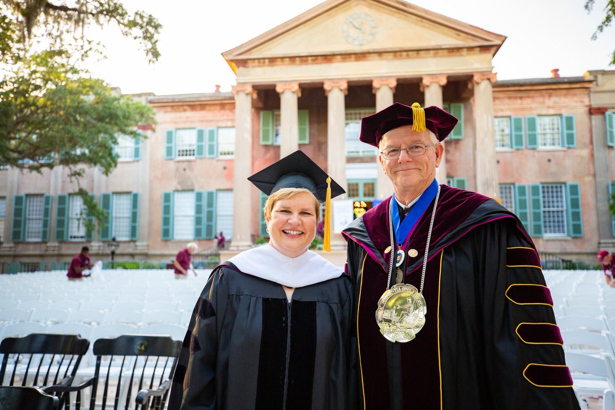 CofCPresOz's tweet photo. What a wonderful @CofC commencement weekend! I'm pleased we awarded honorary degrees to Steve and Maureen Kerrigan, Charles M. Duke Jr., Jody Gottlieb, Sonya Houston, and Dr. Ebony Hilton. Jody, Sonya, and Ebony were great commencement speakers. #CofC #PresOz https://t.co/vt6n2OLyqn