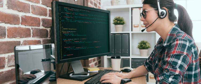 cdavidovichCTL's tweet photo. 69% of #SMBs hire at least one type of IT service provider. Consider the pros and cons for your business. https://t.co/Gkf2lwuXGe https://t.co/ETZNXnNx6b