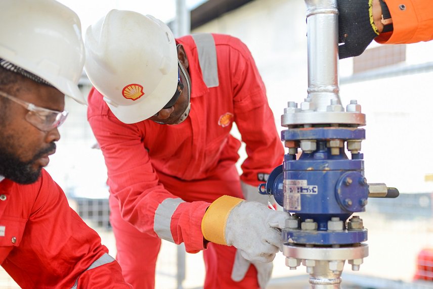 Shell_Nigeria's tweet photo. #DidYouKnow?
About 100 industrial & commercial customers in Ogun, Rivers & Abia States, receive #naturalgas from Shell Nigeria Gas (SNG) for 🔌power generation & 🏭manufacturing. https://t.co/rf6YrsZrGQ #BriefingNotes https://t.co/yUdhSCIDKD