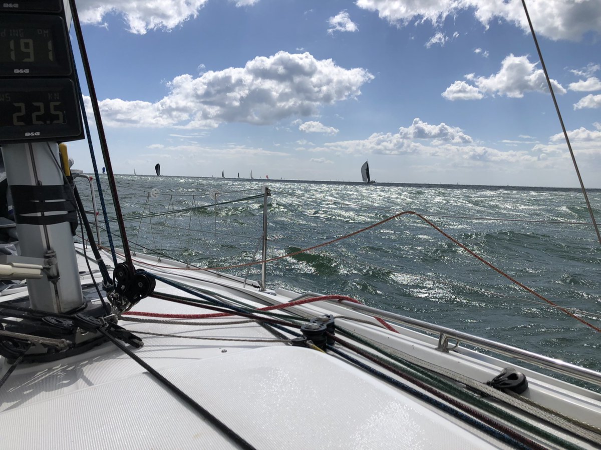 BulfinDominic's tweet photo. A rare moment of beauty in what was a challenging weekend. #Sailing #Yachting #RORC #offshore https://t.co/lp05OUKaA0