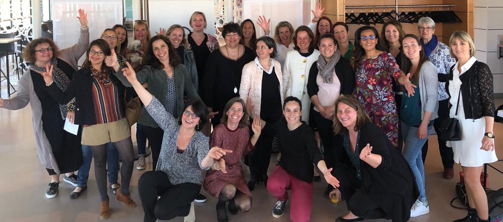 BougeTaBoite's tweet photo. Les femmes #dirigeantes étaient nombreuses à #Saintes pour découvrir le #réseau #business #féminin de recommandations ! Prochaine rencontre le 24 mai pour un BougeUP découverte 😉  Inscription : https://t.co/nP6EeQIdA9 BRAVO à toutes 👏🌟 https://t.co/gxebLGP6sP https://t.co/ssOXjdcgn1