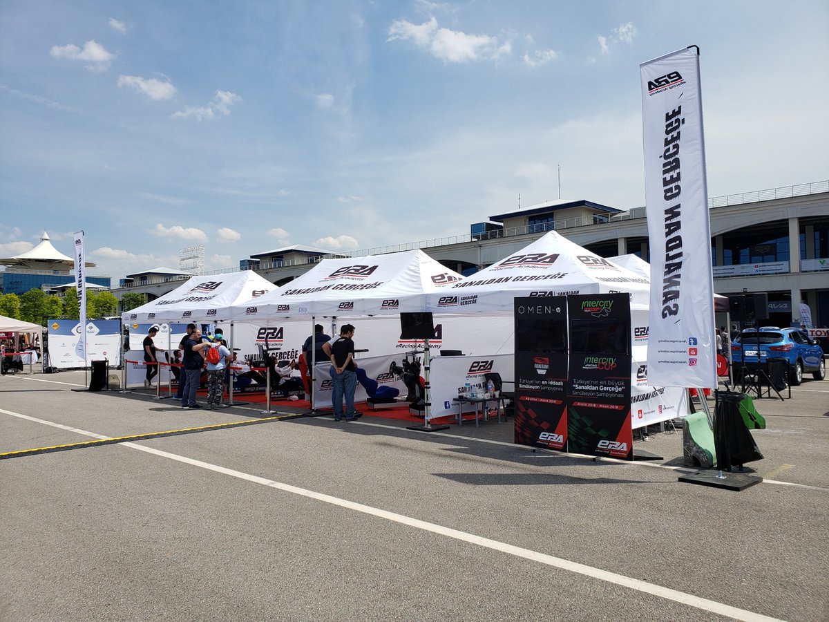 eRacingAcademy's tweet photo. 3-4-5 Mayıs'ta @intercitypark 'ta ülkemizde bir ilki gerçekleşen V Weekend Sports festivalinde 7 den 70'e yarış simülasyonu seven dostlarımız ile güzel anılar biriktirdik.
@simracerstr
#simracing #simracer #porschegt3 #simracingtr #assettocorsa #iracing #gtsport #forza https://t.co/TgJovacCP5