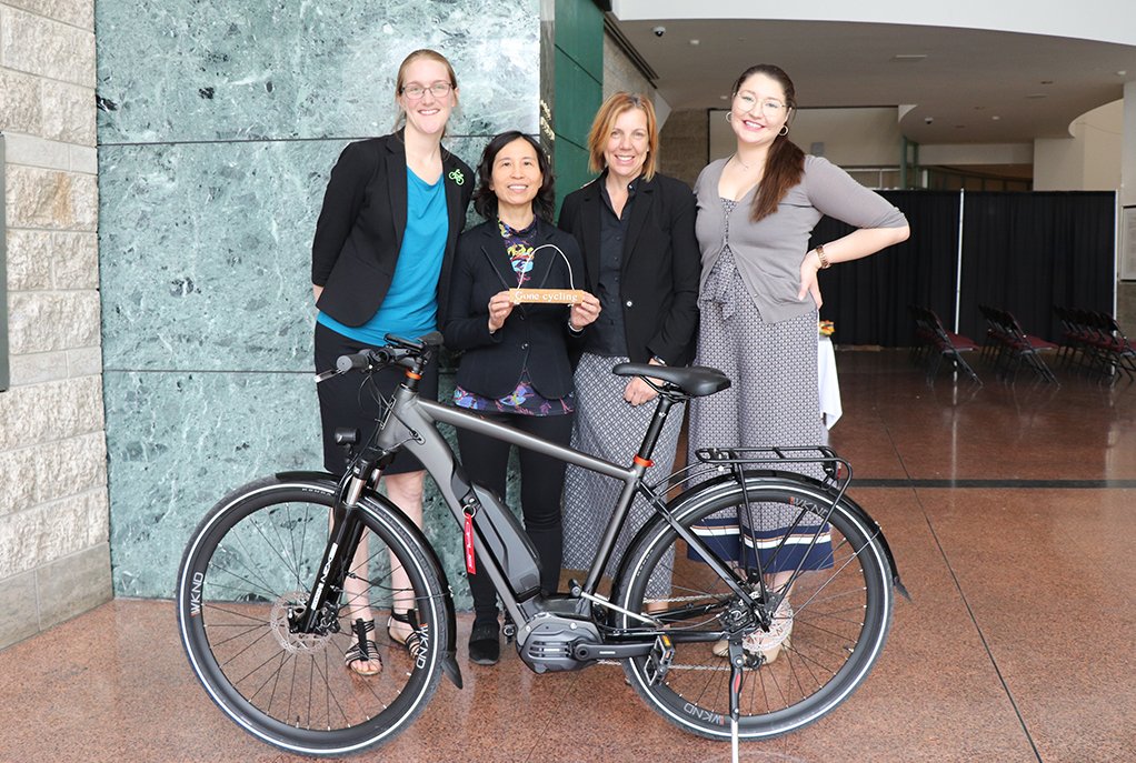 Canada's CPHO (@cpho_canada) on Twitter photo Thank you <a href="/Canada_Bikes/">Vélo Canada Bikes</a> for the opportunity to present at #CNBS19 and discuss how active transportation helps to improve the overall health of Canadians. Thank you <a href="/Canada_Bikes/">Vélo Canada Bikes</a> for the opportunity to present at #CNBS19 and discuss how active transportation helps to improve the overall health of Canadians.