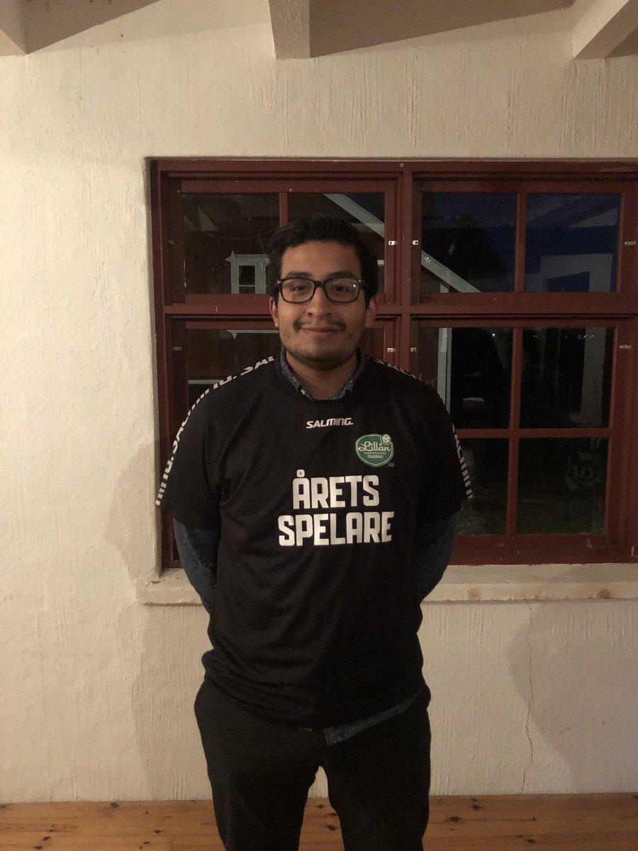 lillanibk's tweet photo. Spelarna har sagt sitt, 2018/2019 års spelare i Lillån IBK herr är målvakten Henrik Ojeda! Det är andra året på raken som Henrik får denna utmärkelse. Ytterligare pristagare i andra kategorier meddelas i veckan. 
@henrikojeda https://t.co/DrbAr7RmRo