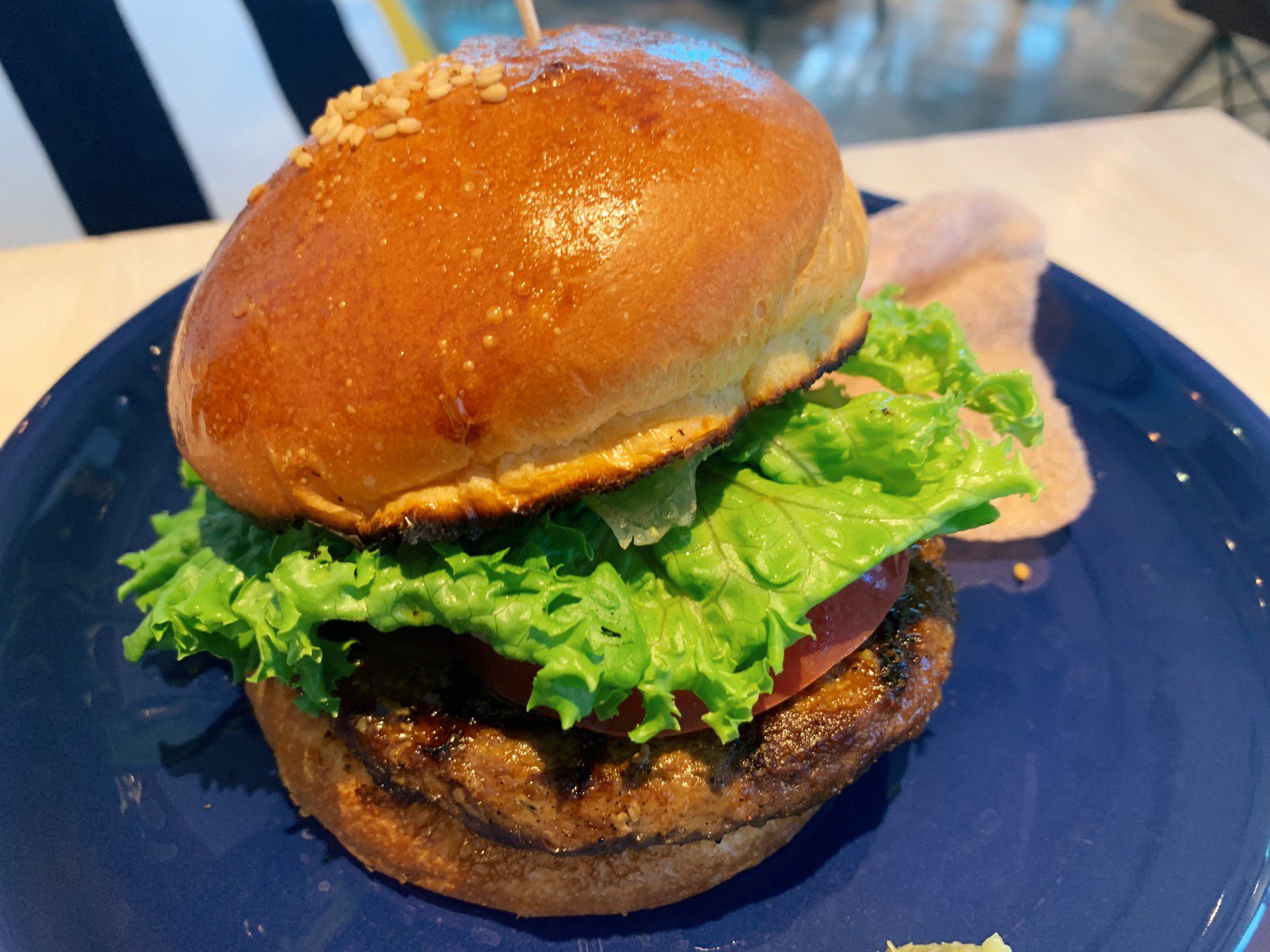 تويتر 唯一無二の絶品グルメ むにぐるめ على تويتر テディーズビガーバーガー 東京 明治神宮前駅から徒歩4分 幻の銘柄とも称される尾崎牛を使ったハンバーガーを食べられるお店 香ばしい香りが辺りを漂いジューシーな食感が心地良い逸品 しっかり焼き目が