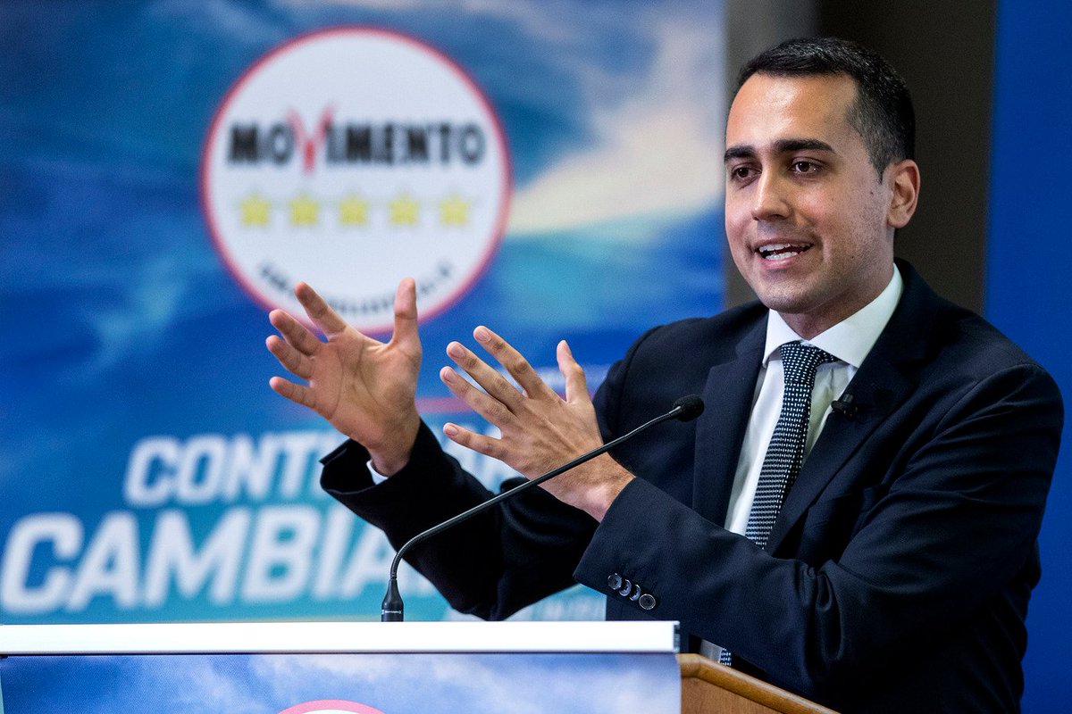 lauranaka's tweet photo. #Salvini: " #Europee2019 non saranno elezioni ma un #Referendum " #DiMaio gli ride in faccia e lo paragona a @matteorenzi : "L'ultimo che ha parlato di referendum è stato #Renzi e non gli è andata bene"
https://t.co/O2PQ0ipFas #SecondoMatteo #13maggio https://t.co/sJjZGPewbV