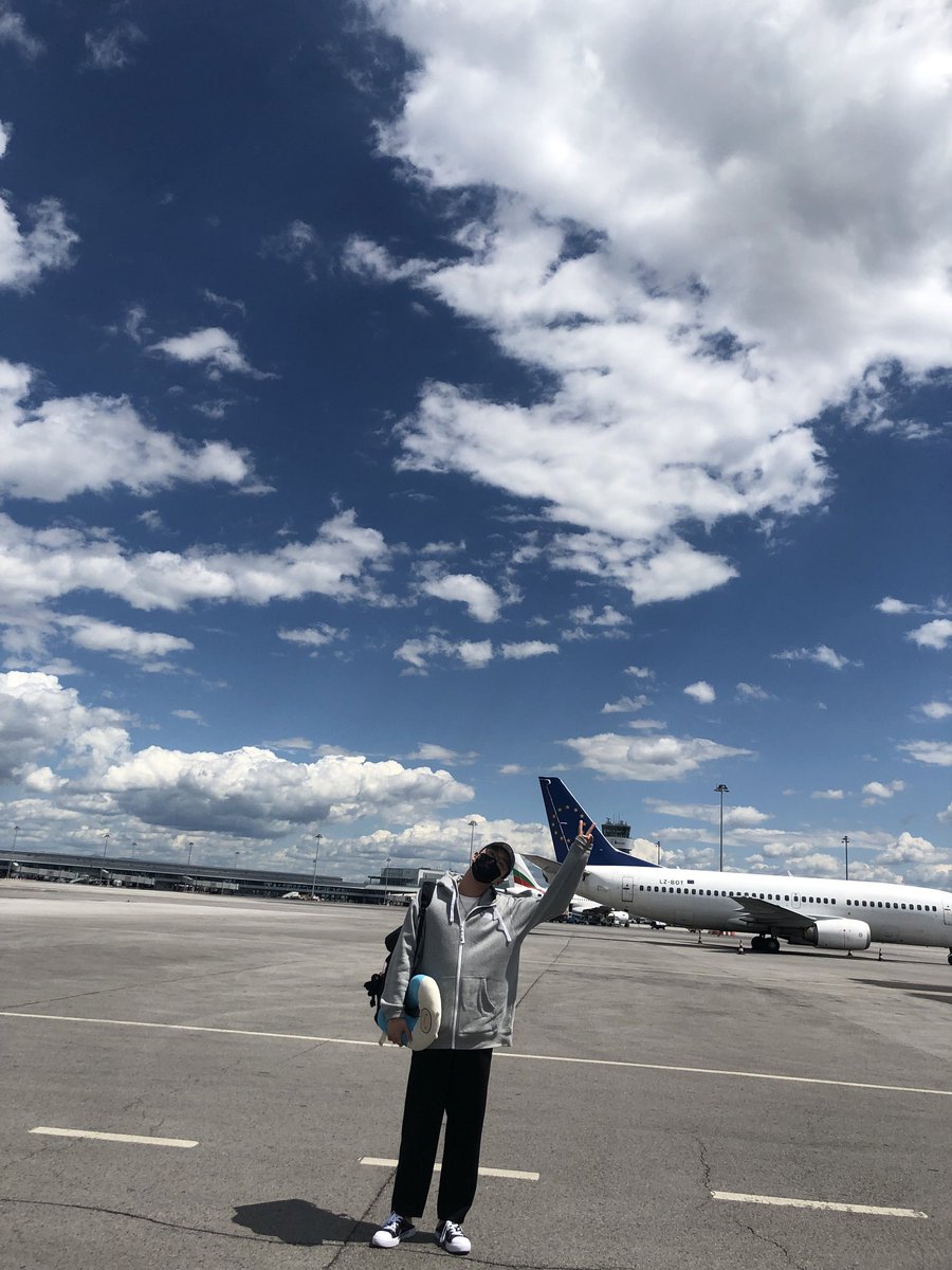 black6ix_twt tweet picture
