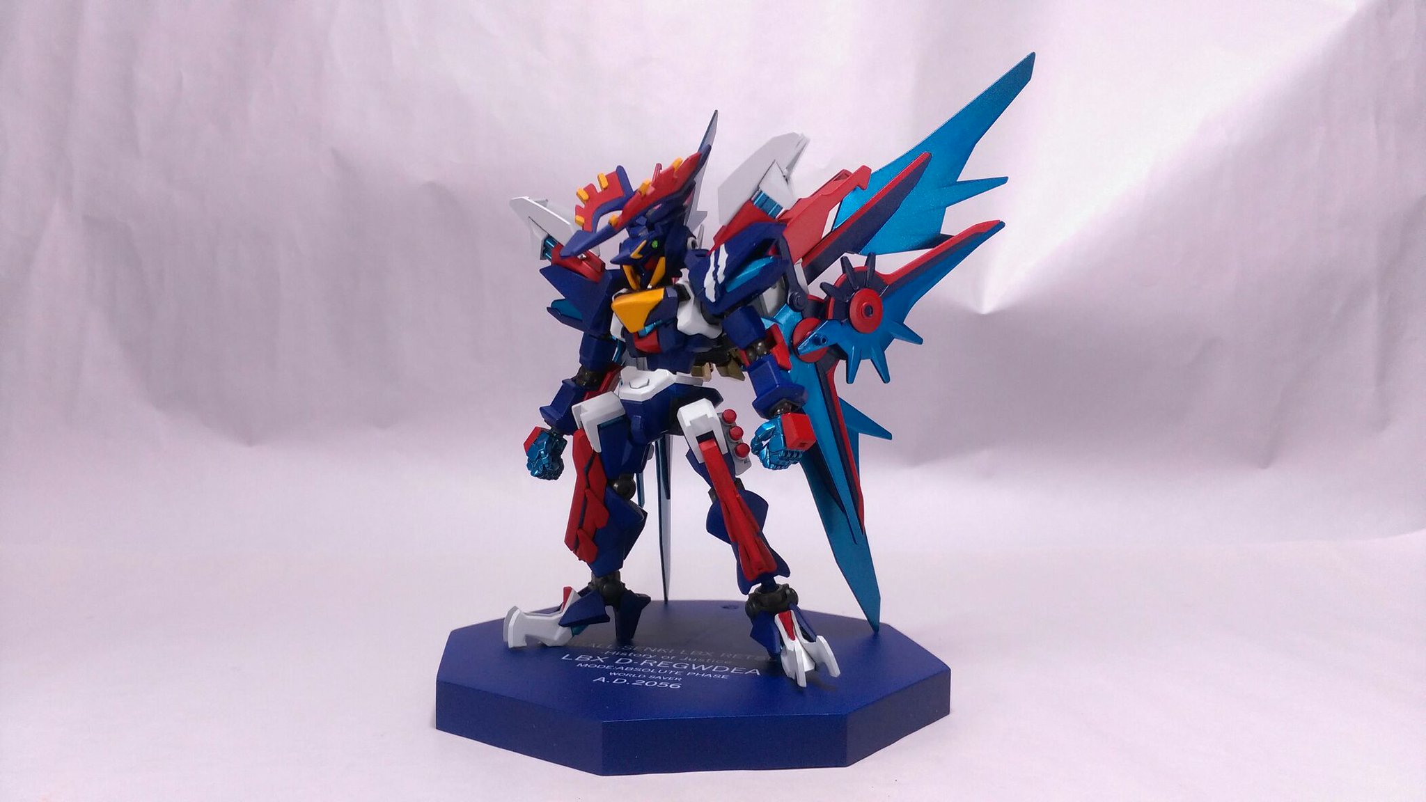 ダンボール戦機　ディ・レギウディア　LBX ダンボール戦機 LBX ディ・レギウディア - メルカリ
