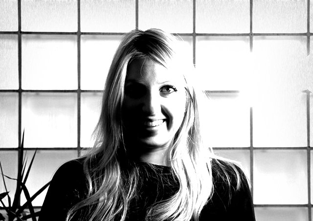stm_grp's tweet photo. If you’re an #AdvertisingStudent about to graduate, you’re probably busy putting together a showstopping portfolio for your transition to The World of Work. Well, look no further as our Lead Copywriter, Steph, shares some words of wisdom over on our blog: https://t.co/GjAZChGPFF https://t.co/vW6ZsAkPpr