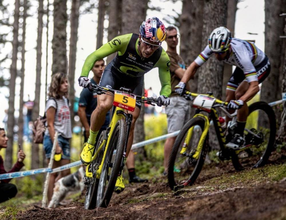 mugimendi's tweet photo. Las mejores piernas vuelven a pedalear en el mundial UCI #XCO/XCC. Los veremos este fin de semana en #Albstadt, Alemania. Síguelo en @RedBullTV https://t.co/mtFHkxXEym