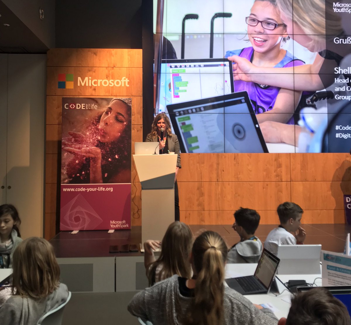 Microsoft Berlin (@microsoftberlin) on Twitter photo „#KünstlicheIntelligenz bietet die Chance allen Kindern - mit und ohne Behinderung - den Zugang zu digitalen Technologien zu ermöglichen.“ <a href="/shelleymckin/">Shelley McKinley</a> #DigitalFuerAlle „#KünstlicheIntelligenz bietet die Chance allen Kindern - mit und ohne Behinderung - den Zugang zu digitalen Technologien zu ermöglichen.“ <a href="/shelleymckin/">Shelley McKinley</a> #DigitalFuerAlle