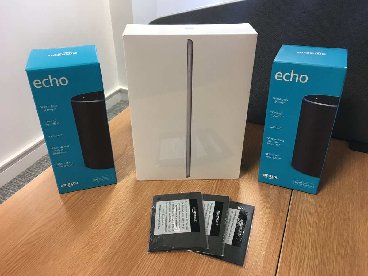 QUBCareers's tweet photo. Our Development Weeks prizes have arrived 🎉🎉
Did you know you can be in with a chance of winning one of our fantastic prizes by simply registering and attending a Development Weeks event!? 🆓🆓🆓
#DevelopmentWeeks #TrySomethingNew #LoveQUB #DegreePlus #Free #Win https://t.co/h5VIPX2orz