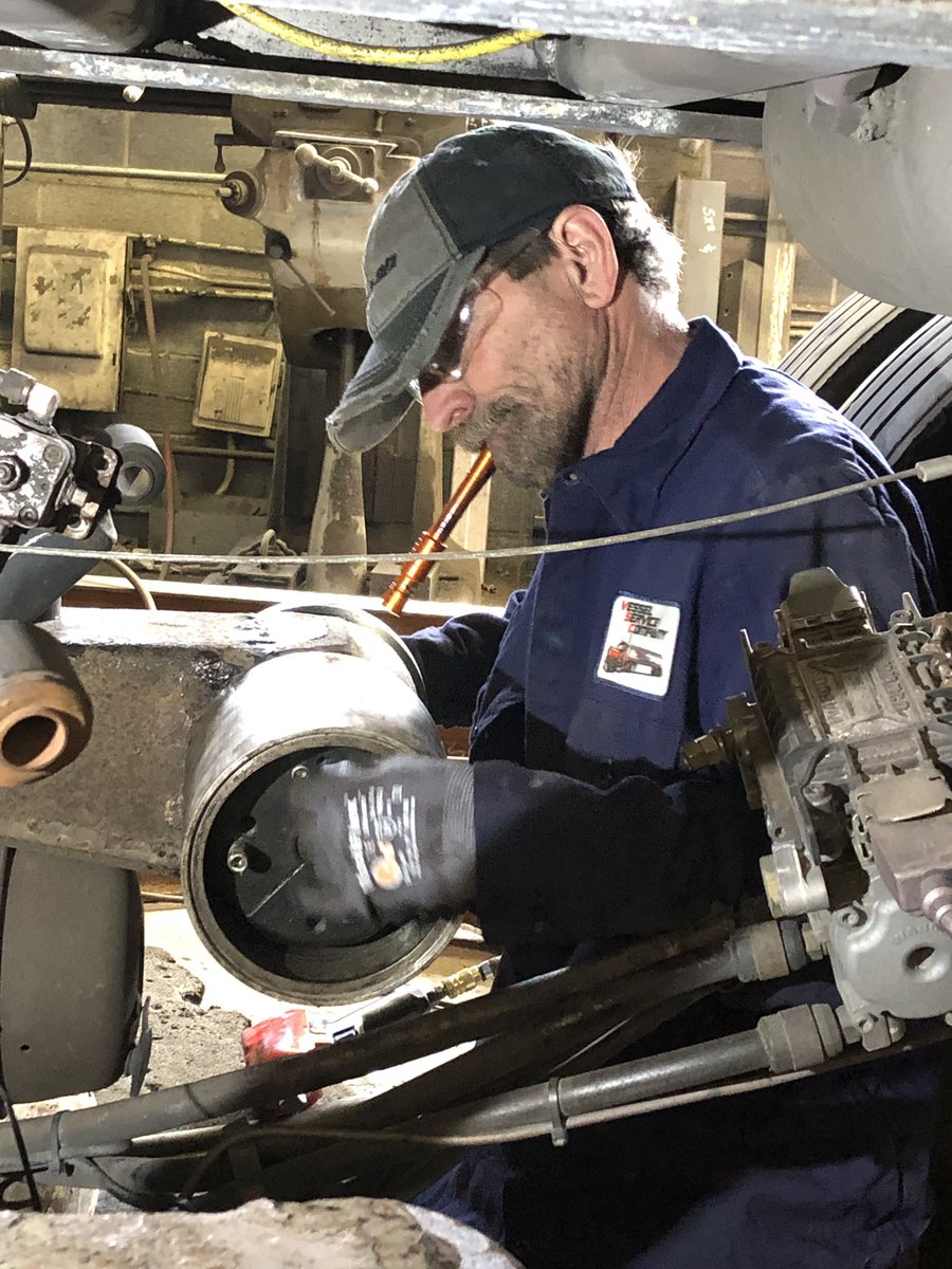 VesselServiceCo's tweet photo. Team hard at work .... frame replacement, welding, metal fab, tanker repair. https://t.co/POYRf4eC9X