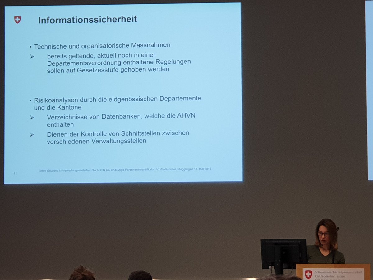 LorenzIlg's tweet photo. Jetzt gerade Valerie Werthmüller vom #BSV #Bundesamt für #Sozialversicherung über #nAHV und #gesetzliche #Anforderungen zur #Verwendung außerhalb der #AHV #SVA - am Magglinger #Rechtsinformatik #Seminar #seminiur #legaltech - nicht ohne @iweb_ch #eGov #eGovernment https://t.co/oYJJaatMuF