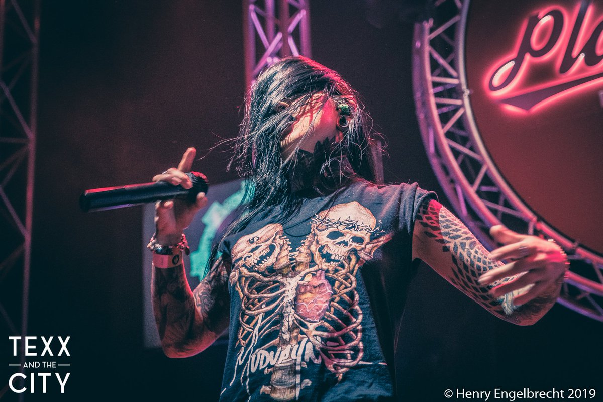 GALLERY: <a href="/JinjerOfficial/">JINJER</a> live at Platteland. web.facebook.com/pg/texxandthec…