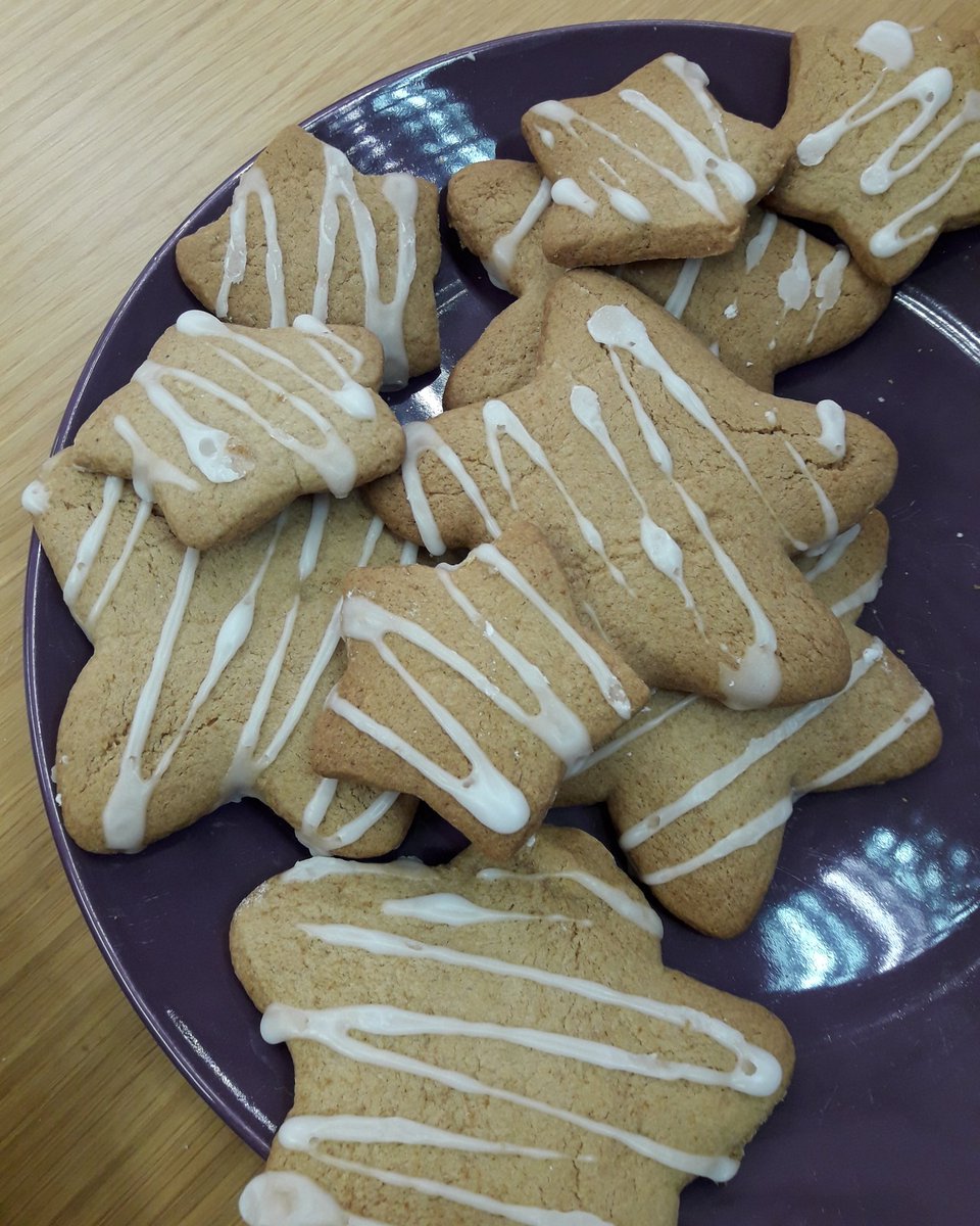 Baked #glutenfree gingerbread for my <a href="/jrf_uk/">Joseph Rowntree Foundation</a> <a href="/theJRHT/">JRHT</a> colleagues to mark #CoeliacUkAwarenessWeek  and #MentalHealthAwarenessWeek  - for me the two are intrinsically linked