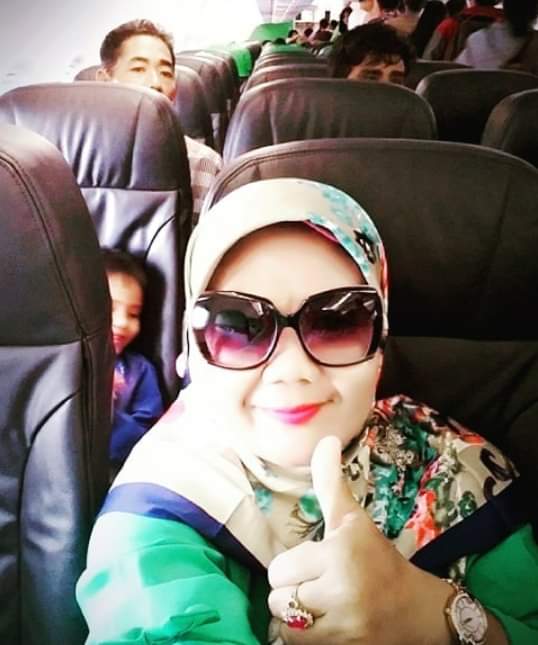 Sibuk dengan urusan dunia, jangan membuat lupa dengan urusan akhirat,,,