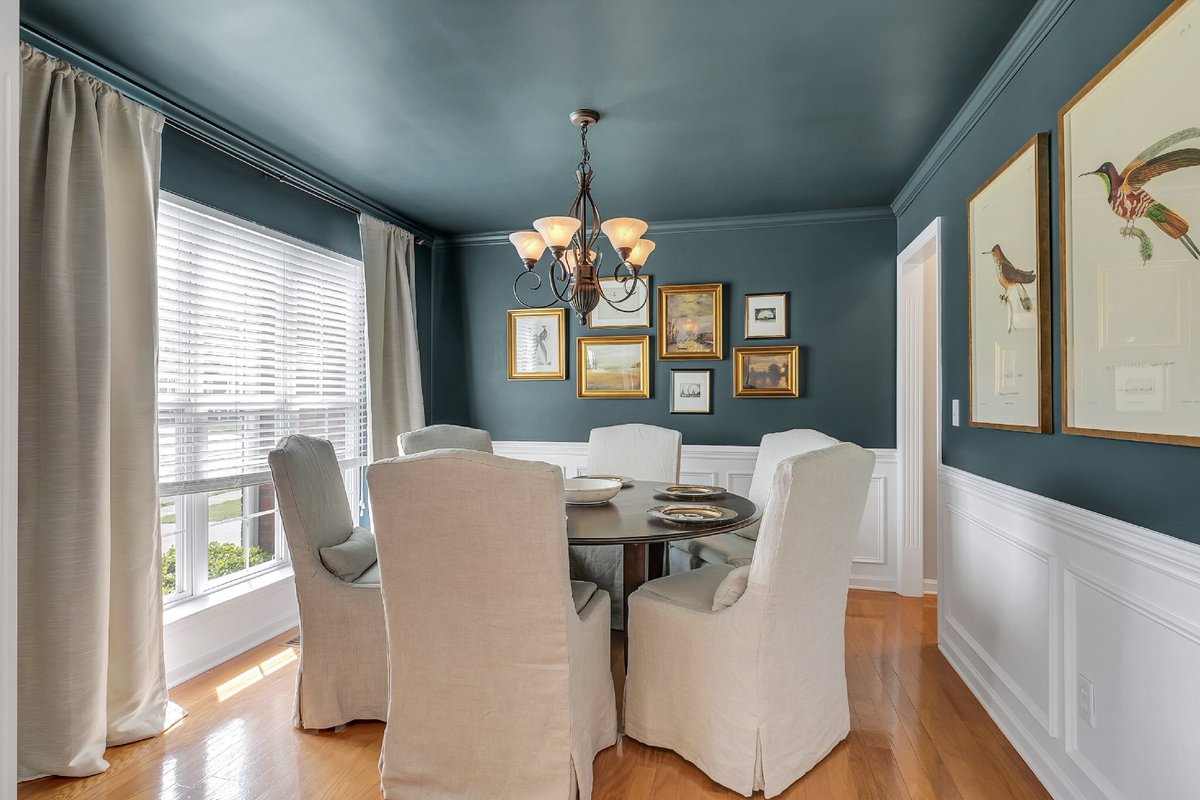TeamTimWest's tweet photo. 🔥C O M I N G S O O N!🔥
#comingsoon #forsale #parks #shopping #restaurants #hiking #biking #home #homesweethome #homeforsale #house #sell #realtor #realestate #chattanooga #kw #kellerwilliams #realty #forsale #newhome #househunting #property #listing #homesale #teamtimwest https://t.co/BUxqx5Pg3S