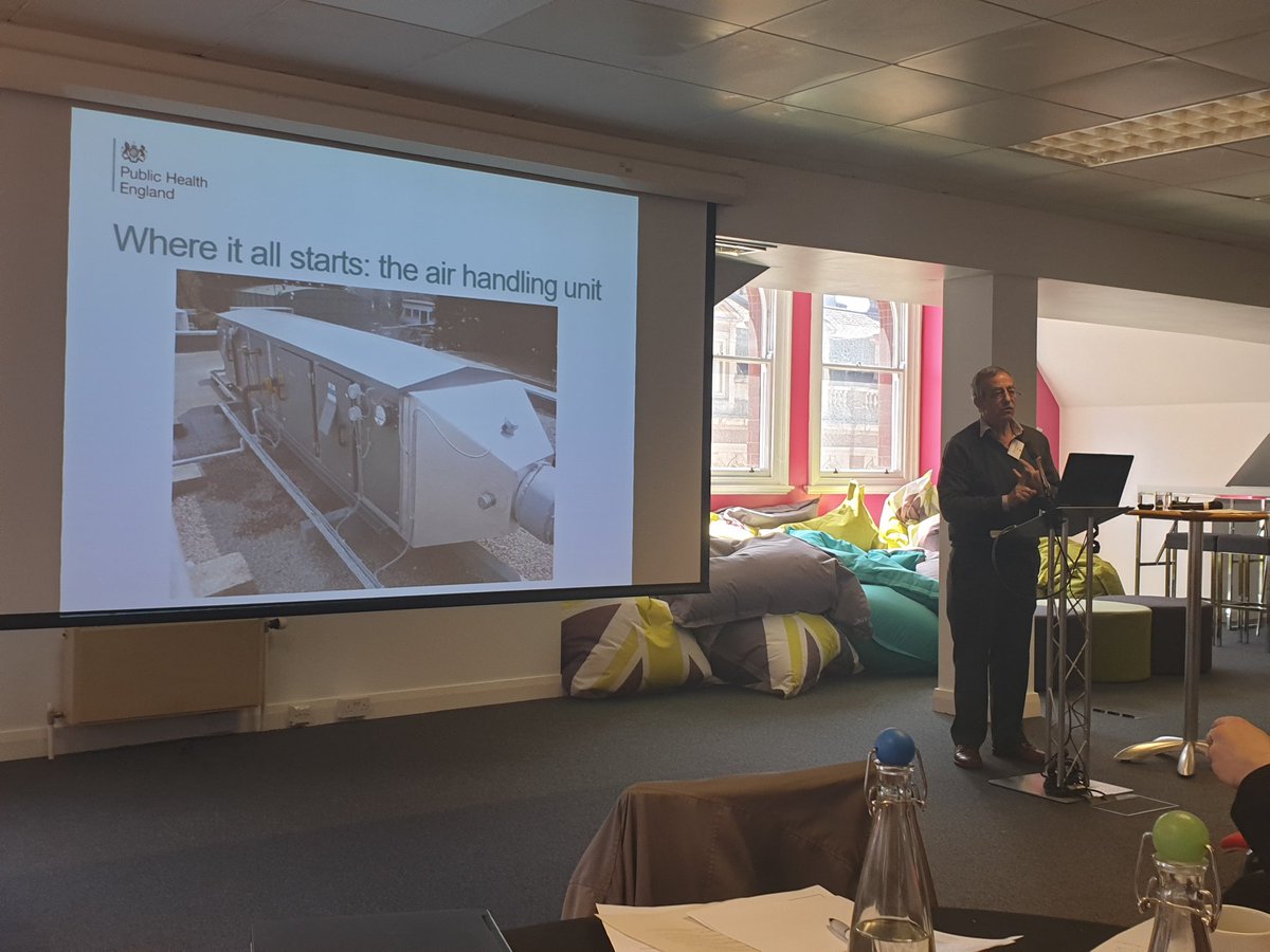 girlymicro's tweet photo. Peter Hoffman from @PHE_uk now takes us through 'Ventilation in Healthcare Settings' at #EN2019 #environmentnetwork @IPCenvironment https://t.co/hGmON3QwIx