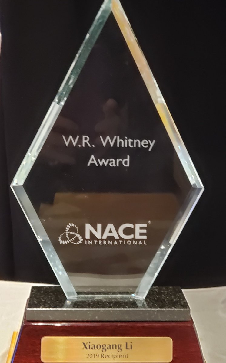 NACE President Terry Greenfield had the honor of presenting the Whitney Award to Professor Xiaogang Li, from CSCP, at our NACE Member recognition event in Beijing, China. <a href="/NACEtweet/">NACE International</a>