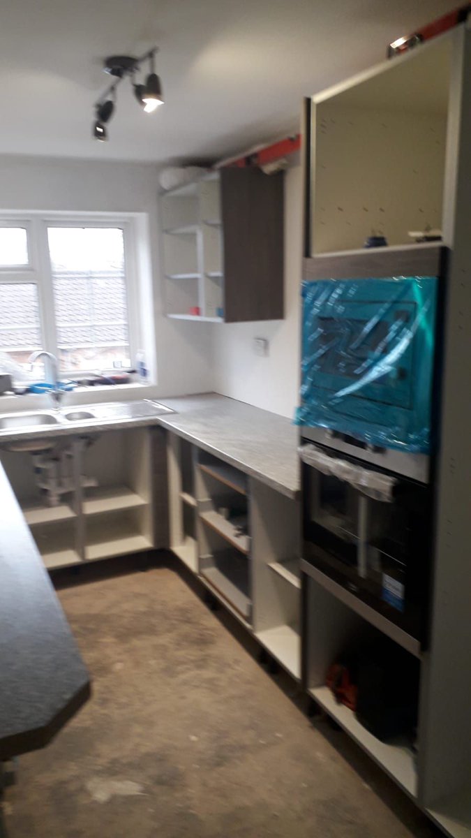 WeFitQualityKitchens tweet media