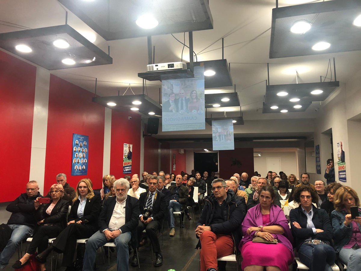 Ieri sera a #Chieri con <a href="/LuciaBorgonzoni/">Lucia Borgonzoni</a> abbiamo parlato del primo anno di Governo. Tantissime cose fatte e tantissime cose da fare! #dalleparoleaifatti