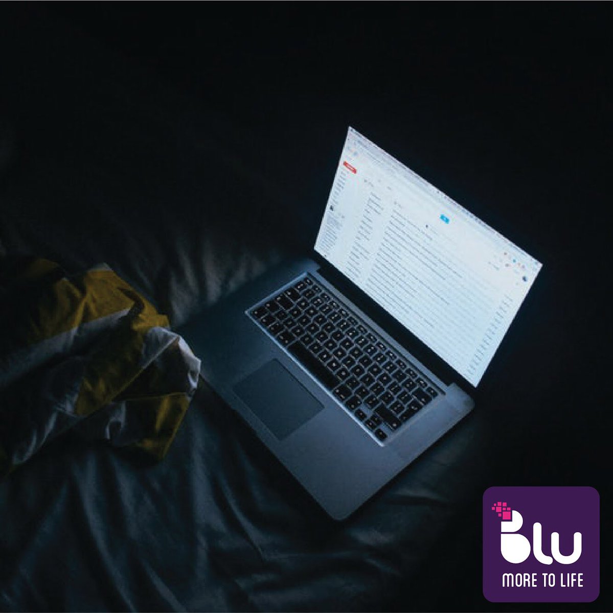 Blu_GH's tweet photo. All you’d want to is stay in, reply emails and do a little more work right from bed, couch or your desk. Streaming music online, maybe make yourself a nice breakfast! However, consider yourself blessed to have work to be at. So, let’s make this Monday a great one, shall we? https://t.co/oIlZHfiZLd
