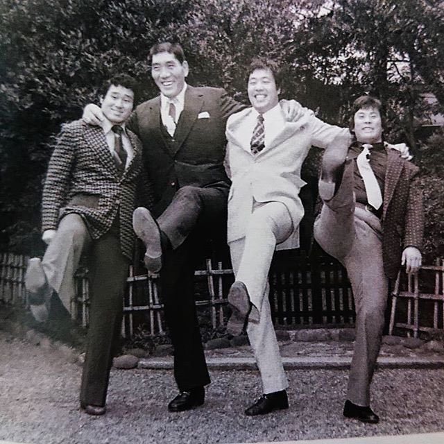 大仁田厚 13日はジャンボ鶴田さんの命日だった プロレス界に就職しました この名言通りの人だった たぶん古株のレスラーたちは面白くなかっただろう ただ鶴田さんの抜群のスタミナだけは凄い 60分フルタイム戦って長州力は控室でばったり鶴田さんは試合後