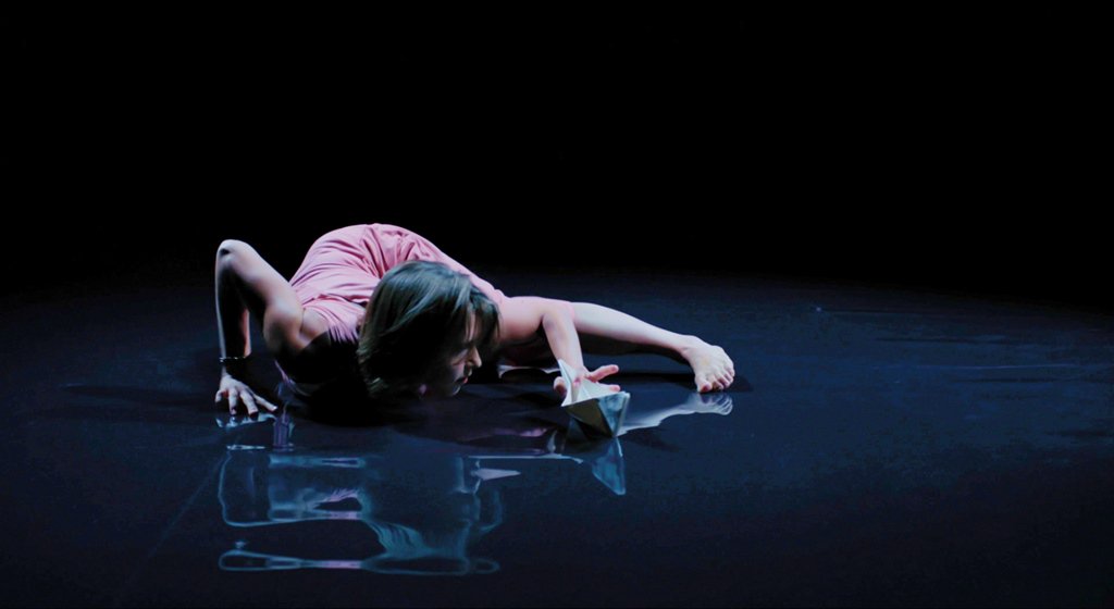 Channeled my inner #Stravinsky for @CoisCeim 'How To Sink A Paper Boat' Premiering 7pm tonight at @DublinDanceFest in @projectarts. Extract of music below soundcloud.com/michael-flemin… #DDF19 @_DavidBolger @screencomposer2