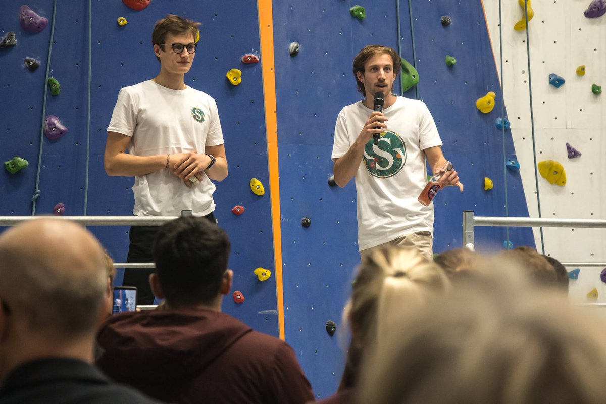 Après ses potions 100% naturelles, bio et locales, #Symples, start-up fondée par 2 élèves de l'ENSAIA, lance sa nouvelle gamme d'infusions pétillantes en version Cassis, Menthe fraiche ou, plus surprenant mais délicieux, Basilic