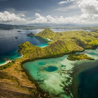 mysocialmate's tweet photo. Series about a very special place - pink beach at Komodo National Park! Indonesia is amazing destination for family vacation. Great memories of relaxing and snorkeling at this paradise corner of the world. https://t.co/i94mYVosvF #indonesiajuaratrip @indon https://t.co/gNBlnXIPSQ https://t.co/j1zQxPtnSg