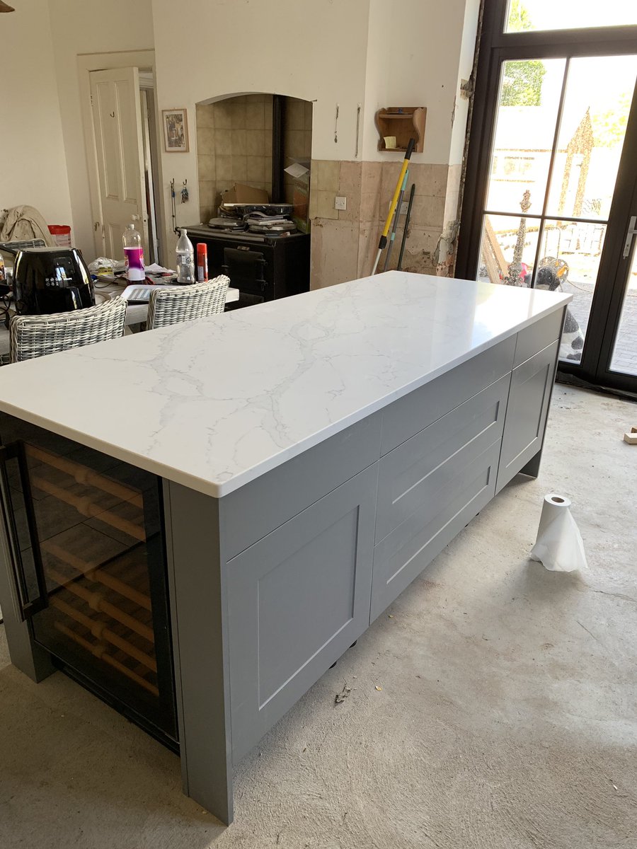 marblecreations's tweet photo. White calacatta island installed ! https://t.co/WhTIYSKHy7