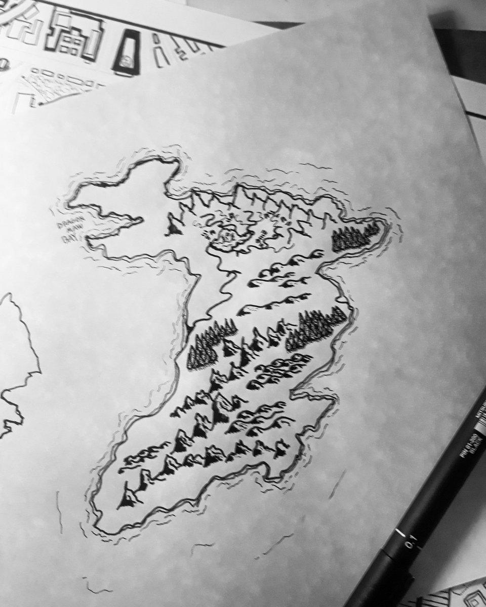 tom_starforge's tweet image. #MappingMonday! On Saturday I did my first #stream drawing, I started inking a commmission but I figured that was hella boring. So I got folx from the #MappingCommunity involved in drawing a #fantasy island!

It was so much fun, I can&apos;t wait to do it again. Anyone else tried it?