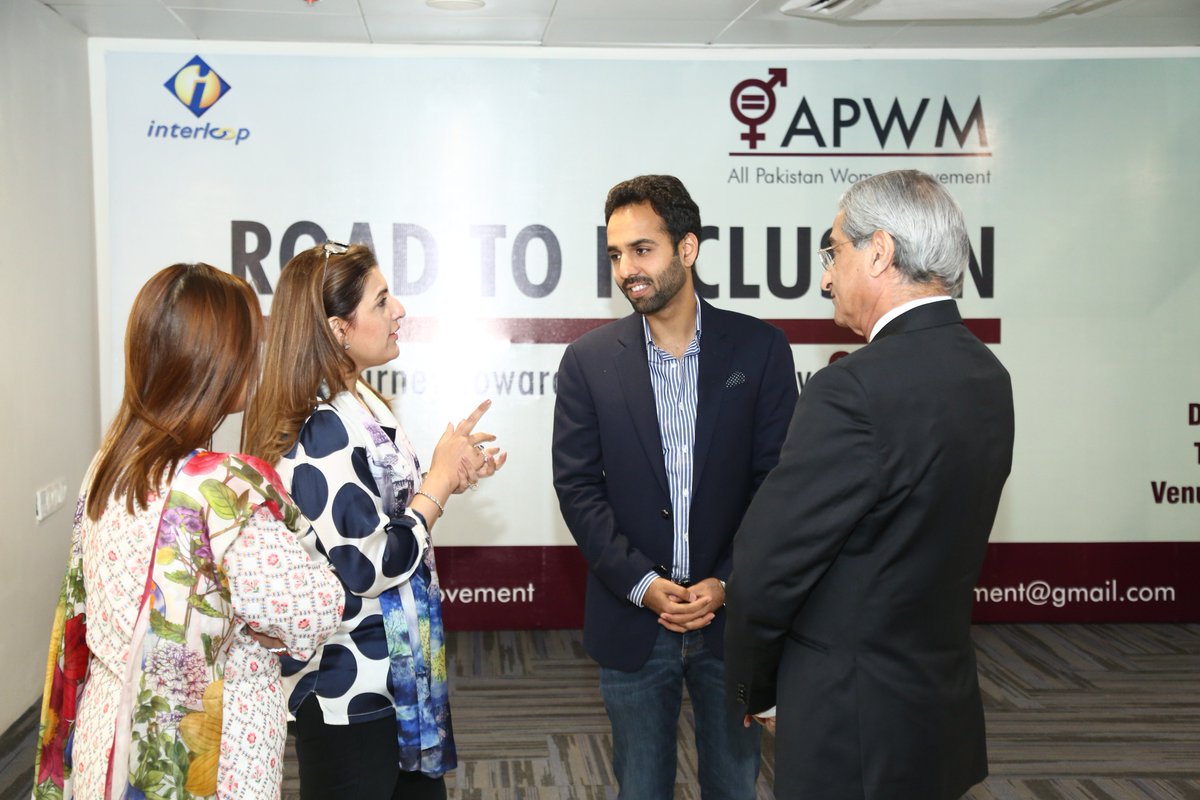 APWMofficial's tweet photo. A few glimpses of the networking session from our last event road to inclusion - A Journey Towards Gender Parity 2.0 that happened on May 3, 2019. The audience engaged with the speakers and discussed their ideas and queries with them.
#APWM #RoadtoInclusion https://t.co/eX0JYY05pW