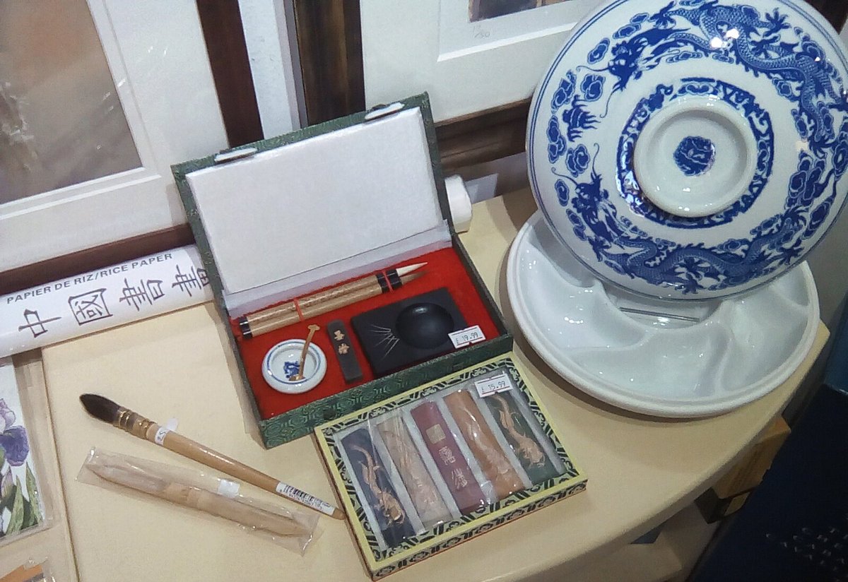skills_art's tweet image. New in Skills art shop #Stonystratford ~ Chinese #Painting sets, brushes and rice paper and oriental inks. We also have the beautiful ceramic dragon palette for other #paintingprojects. Time to get #creative 🎨