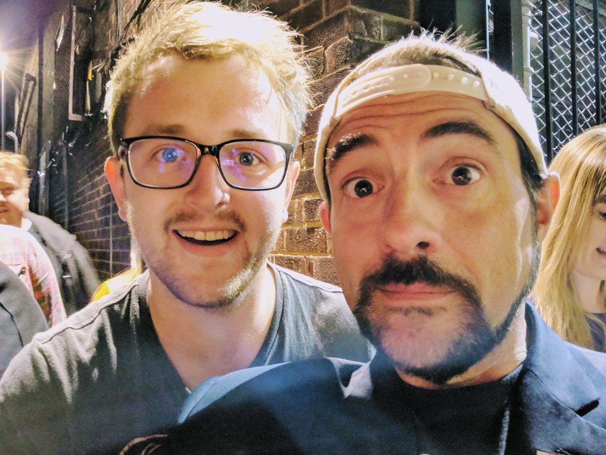 SJames's tweet image. Amazing to meet Clerks director @ThatKevinSmith last night after #HollywoodBabbleOn. He personalised these Spidey + Daredevil books for me, which were my bread and butter growing up reading comics. If you see him round Manc today please point him towards the nearest Vegan place x