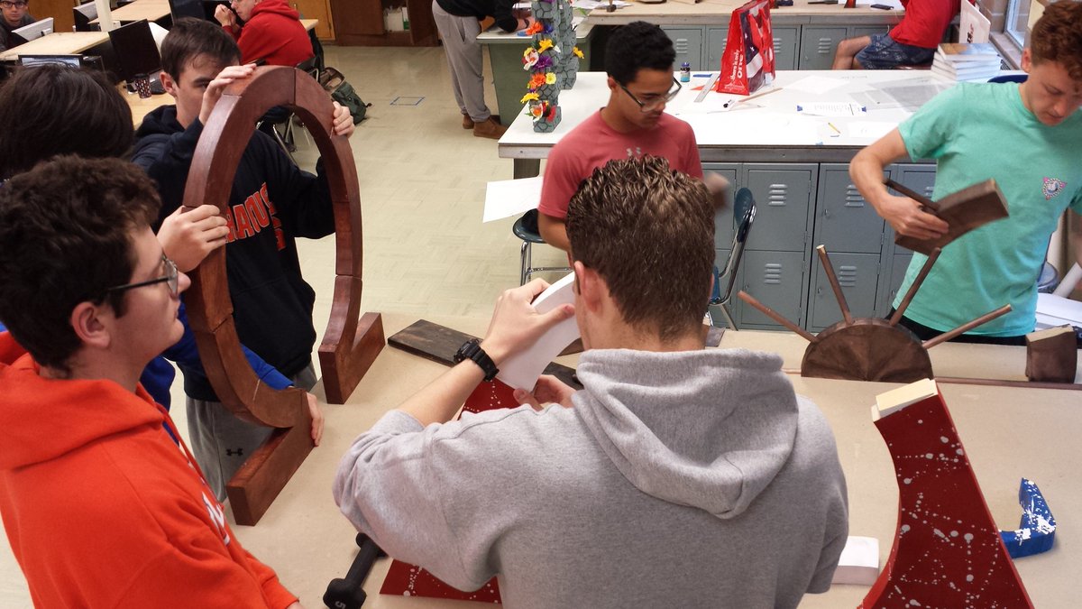 NRTechEd's tweet image. Engineering I students putting the finishing touches on their Arch. @NRRedRaider