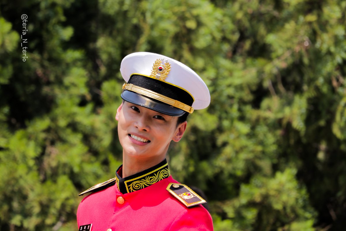 teria_N_terio's tweet image. 190511 경춘선숲길 전구간 개통 버스킹
오랜만에 만났네요 ㅠㅠ..!
예쁘게 웃어주는 미소도 그리웠고 알겠죠? 도 그리웠어요 ㅠㅠ
잘 지내줘서 고마워요!
#육군사관학교 #육사군악대 #육사군악대_막내 #이병차학연 #경춘선숲길 @CHA_NNNNN