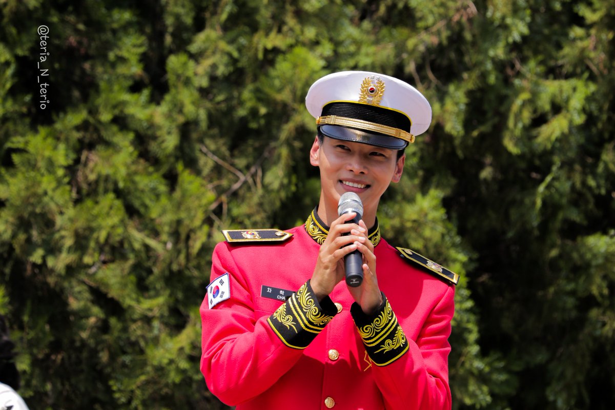 teria_N_terio's tweet image. 190511 경춘선숲길 전구간 개통 버스킹
오랜만에 만났네요 ㅠㅠ..!
예쁘게 웃어주는 미소도 그리웠고 알겠죠? 도 그리웠어요 ㅠㅠ
잘 지내줘서 고마워요!
#육군사관학교 #육사군악대 #육사군악대_막내 #이병차학연 #경춘선숲길 @CHA_NNNNN