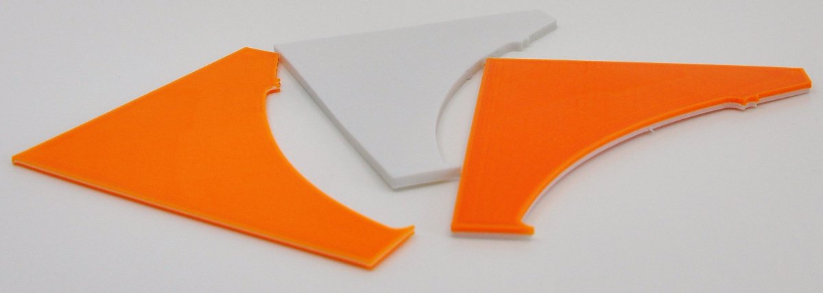 Anlageschablone für die Qualitätskontrolle in der Automobilindustrie
Zweck: Herstellen einer Anlageschablone als Prüflehre im Karosseriebau 
Ziel: Fertigen der Schablone bei Bedarf vor Ort mit einem 3D-Drucker 
Ergebnis: Enorme Kostensenkung, erhebliche Zeitersparni