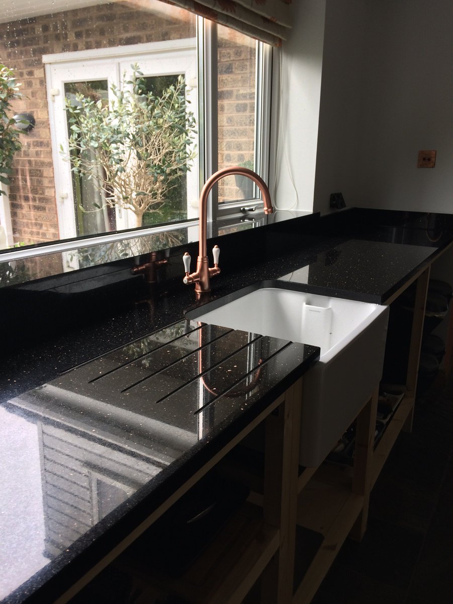 AMD_stone's tweet image. One of our recent installations made out of 30mm Star Galaxy Granite.

The copper tap compliments the copper flecks within the stone beautifully!