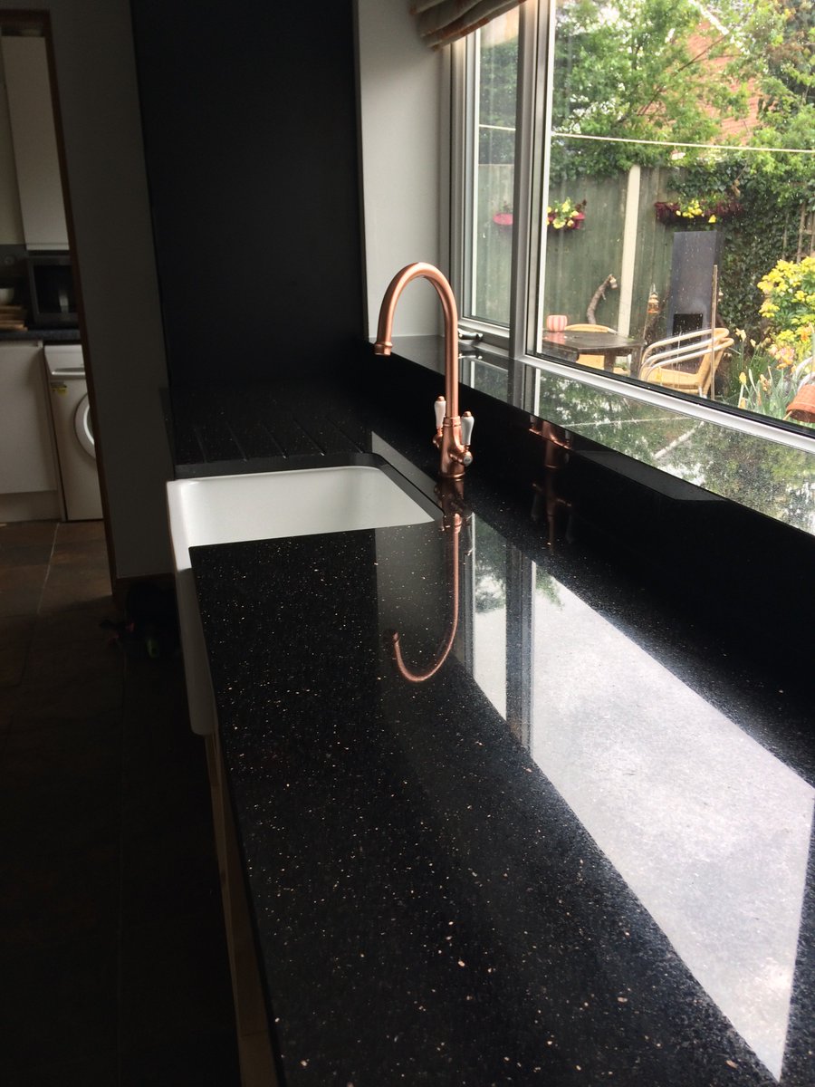 AMD_stone's tweet image. One of our recent installations made out of 30mm Star Galaxy Granite.

The copper tap compliments the copper flecks within the stone beautifully!