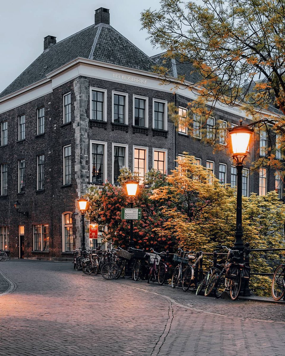 ✨Evenings in Utrecht✨
#Utrecht #Netherlands #Dutch #canonphotography