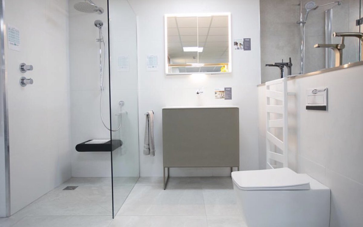 Stunning! Another favourite from our showroom 🛁 call 01246290463 to discuss your dream bathroom!