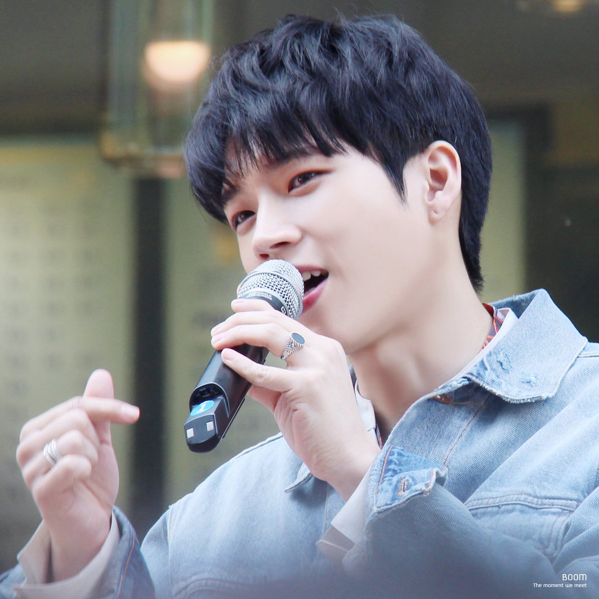infinite_boom's tweet photo. 190511 음악중심 미니팬미팅 #우현 #남우현
너로 인해 모든 날들이 아름다워♡
https://t.co/NDKVwOXDgU
https://t.co/JROjkzrFIt
https://t.co/1jul3siji2
https://t.co/1482icBmpU https://t.co/977s4JLxV1